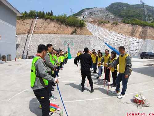 公司舉辦“慶五一、迎五四”職工文體活動(dòng)